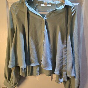 Forever 21 Green Long sleeved shirt